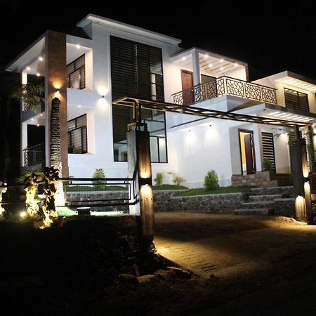 Orchid Villa Pinangode ภายนอก รูปภาพ