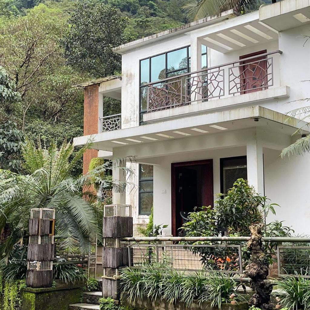 Orchid Villa Pinangode ภายนอก รูปภาพ