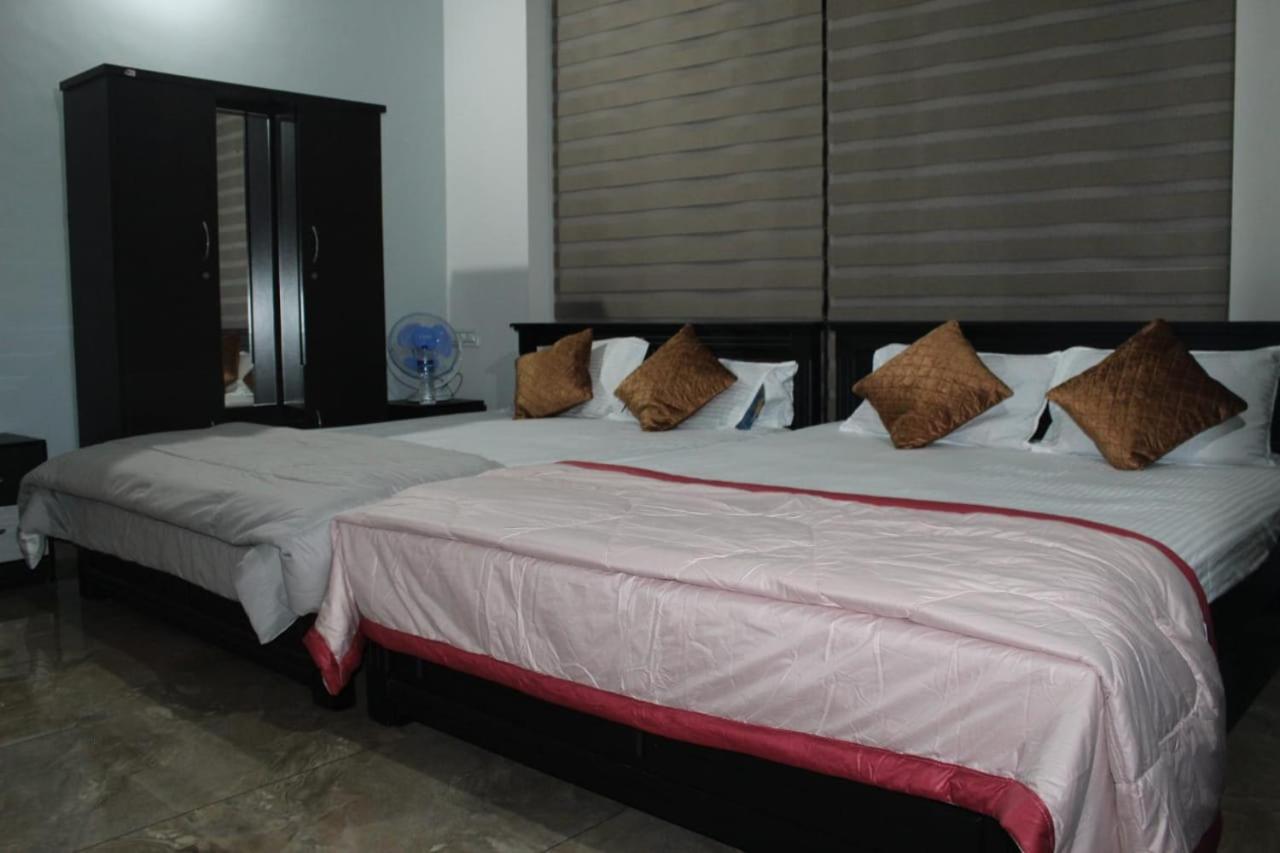 Orchid Villa Pinangode ภายนอก รูปภาพ
