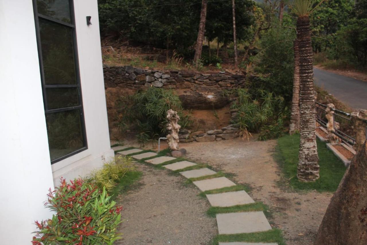 Orchid Villa Pinangode ภายนอก รูปภาพ